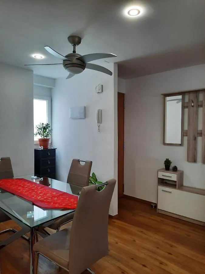 Sunshiny Costa Del Sol - Beach Apartment Fuengirola Spain