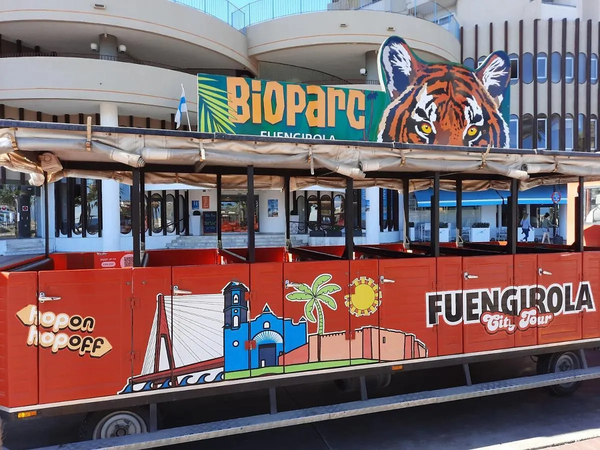 Sunshiny Costa Del Sol - Beach Apartment Fuengirola