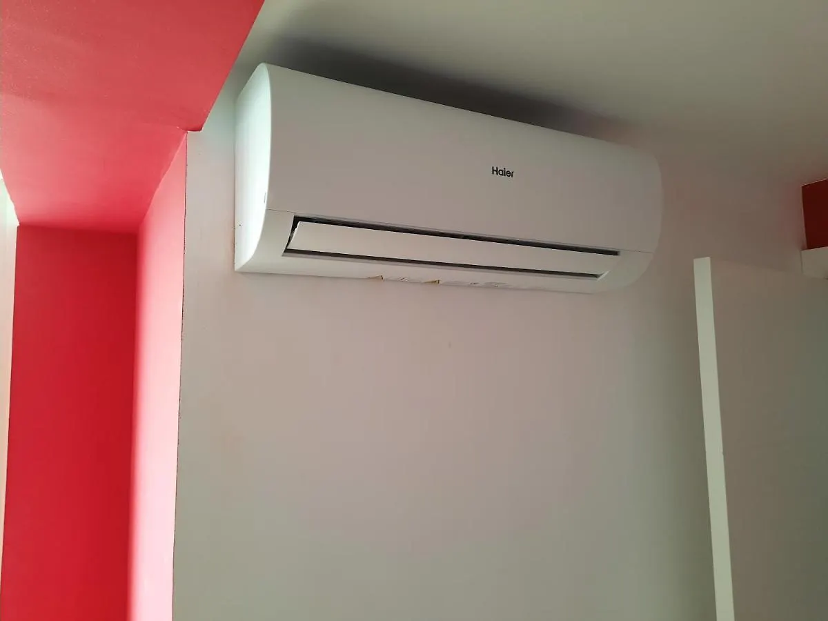 Sunshiny Costa Del Sol - Beach Apartment Fuengirola